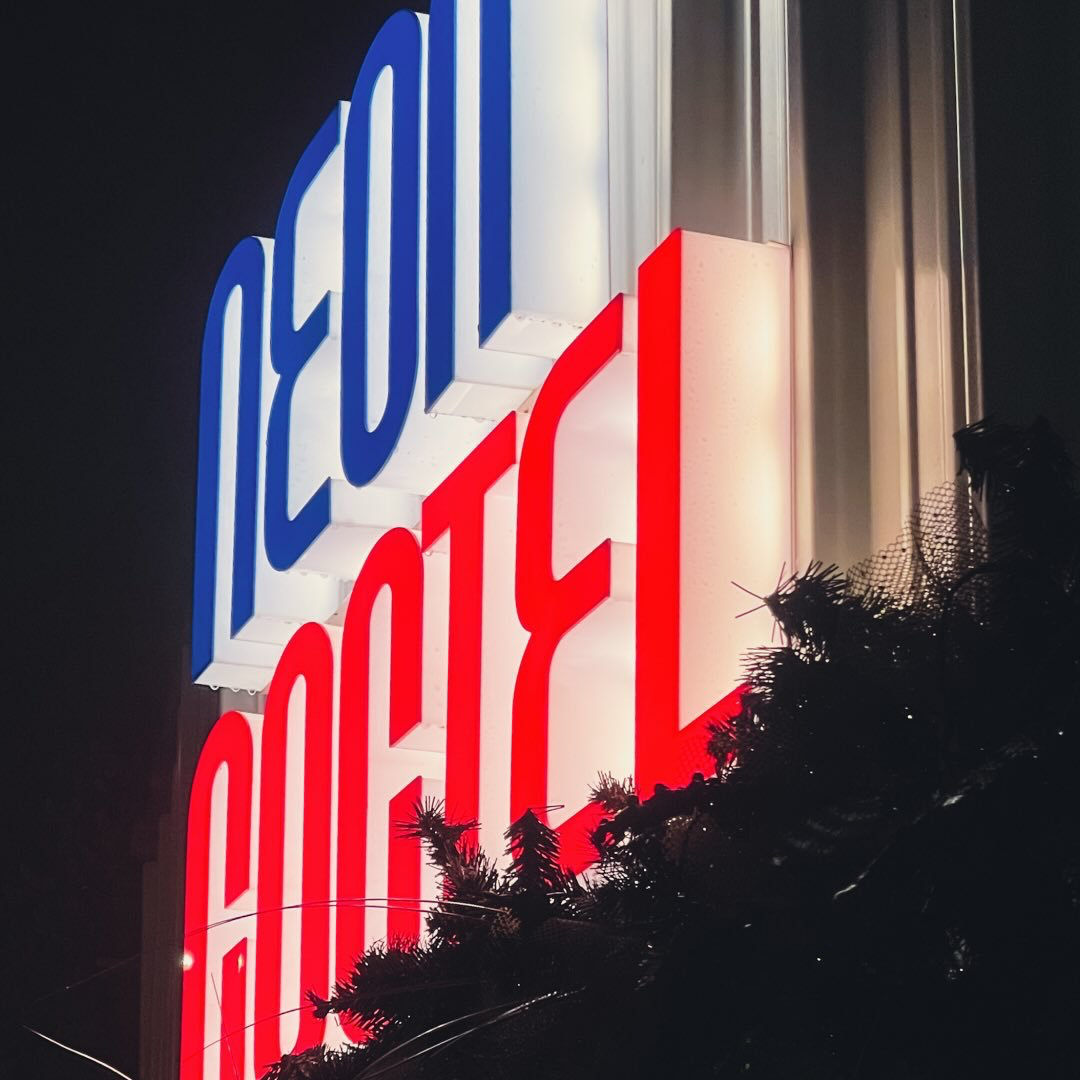 Neon Coctel